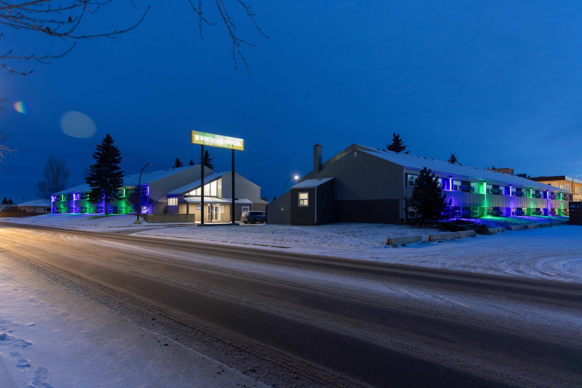 Northern Lights Inn Fort St. John Экстерьер фото